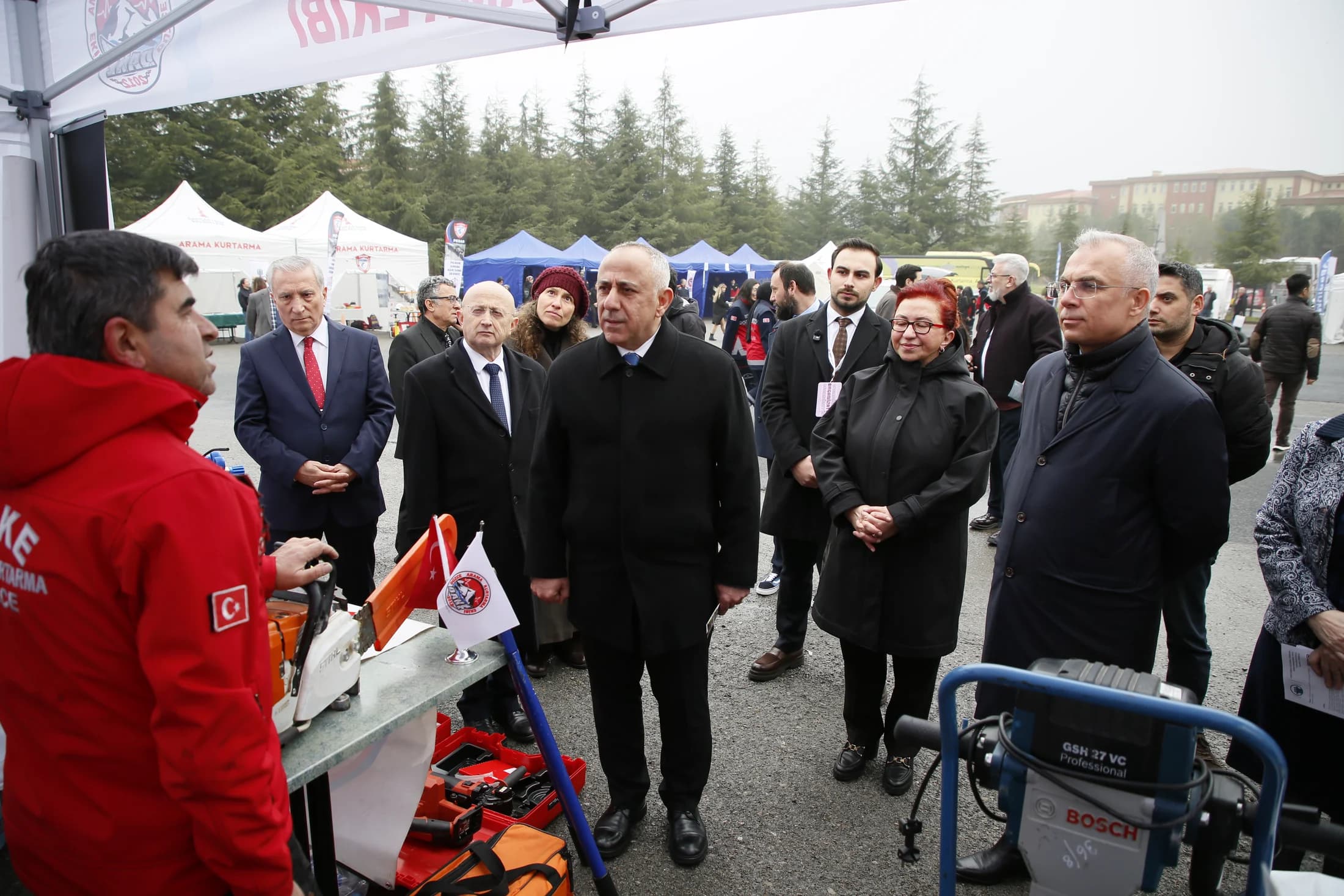 A search and rescue equipment briefing