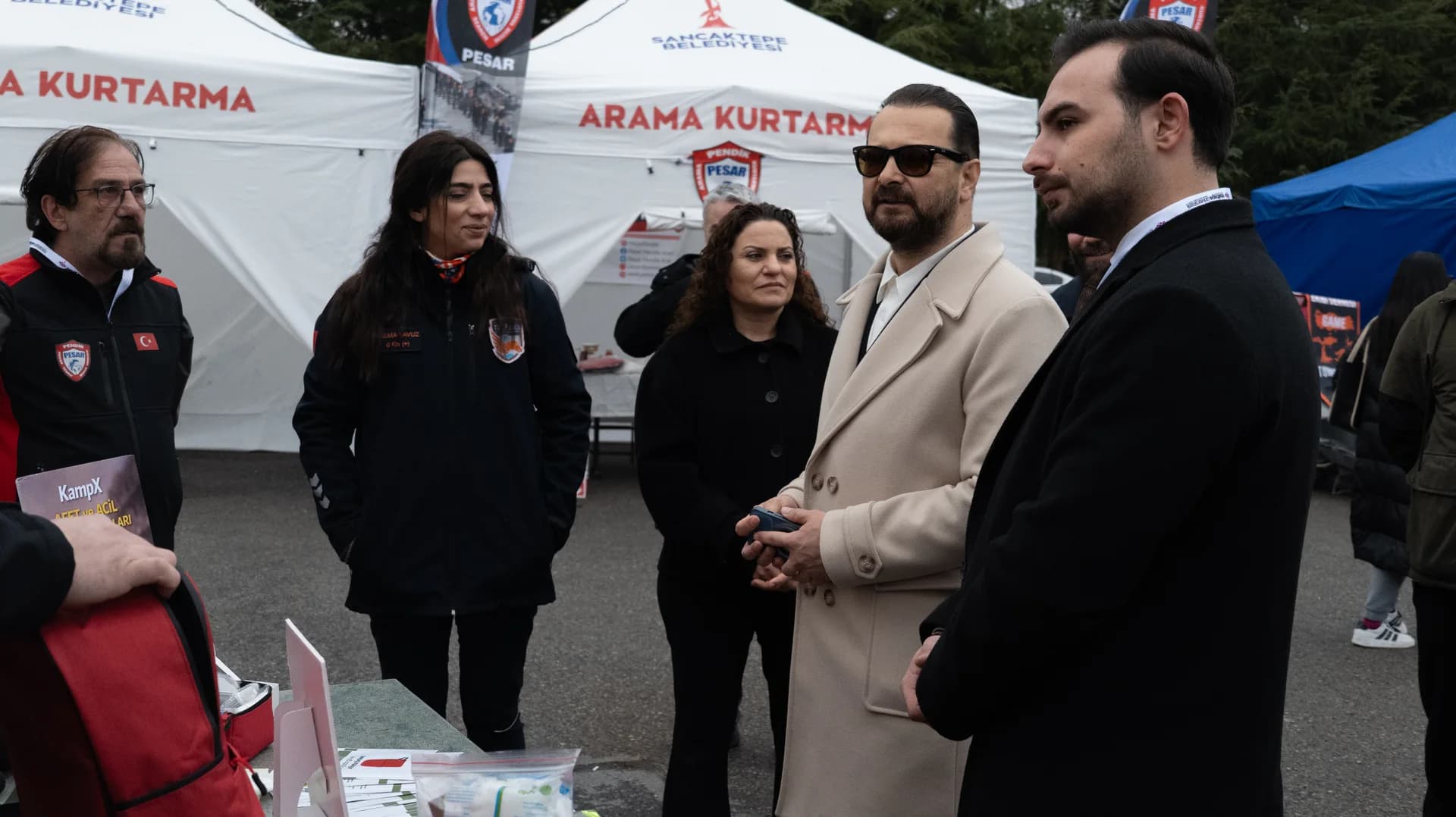 Stantlarda kurum temsilcileriyle görüşmeler